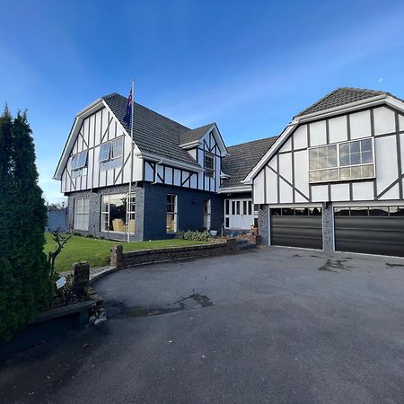 Tudor Manor Bed & Breakfast Paraparaumu Kültér fotó