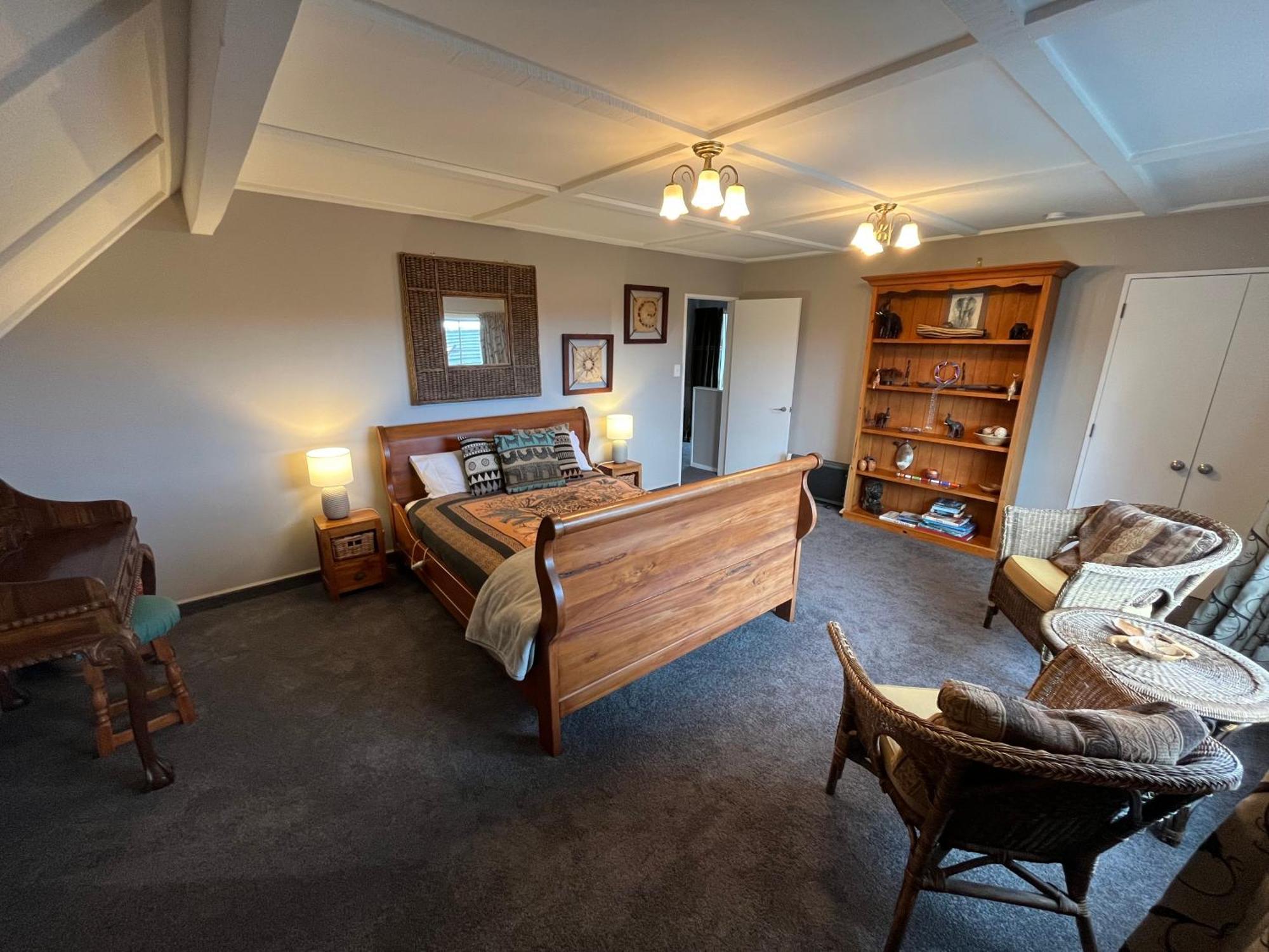 Tudor Manor Bed & Breakfast Paraparaumu Kültér fotó