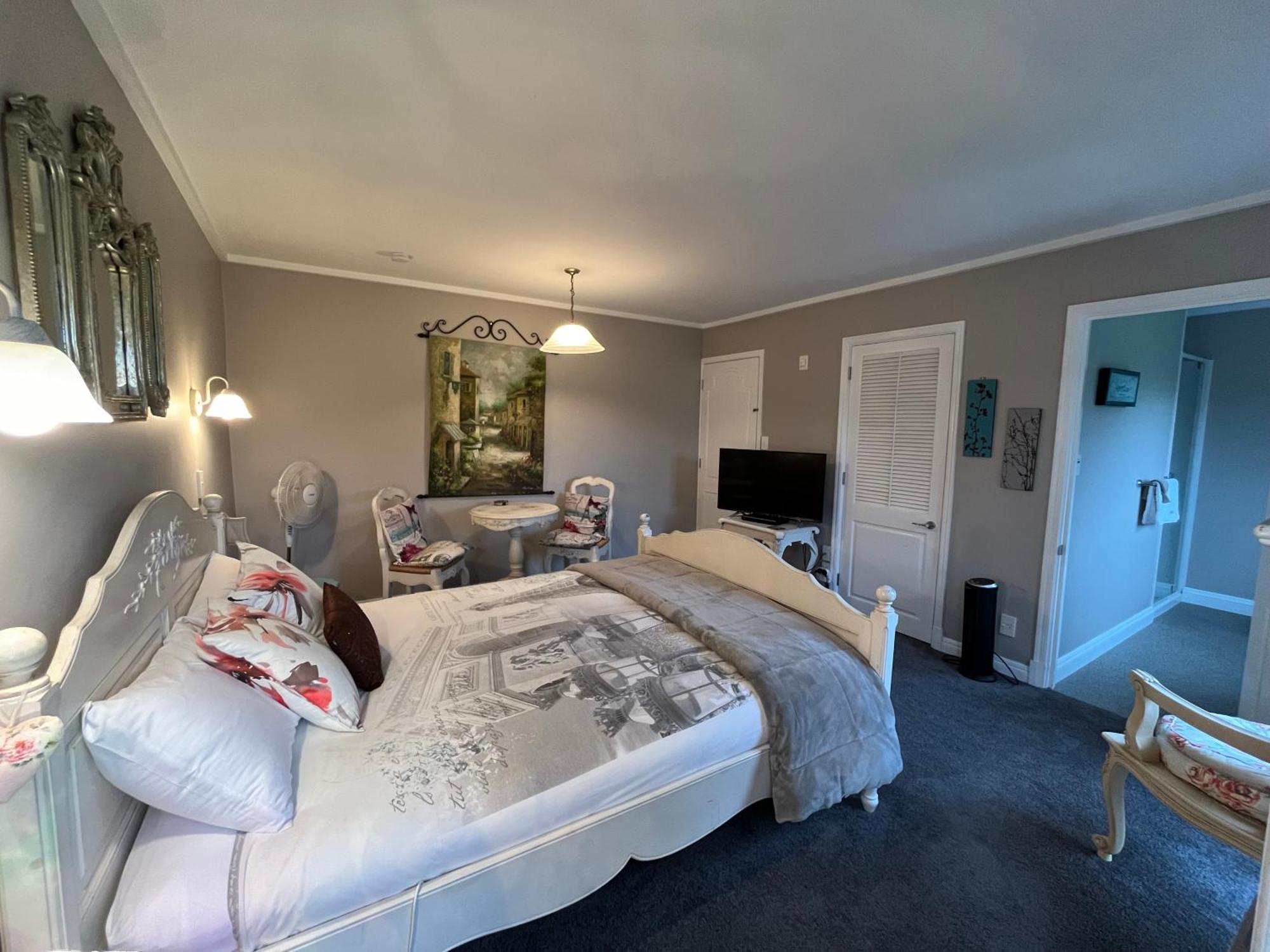 Tudor Manor Bed & Breakfast Paraparaumu Kültér fotó
