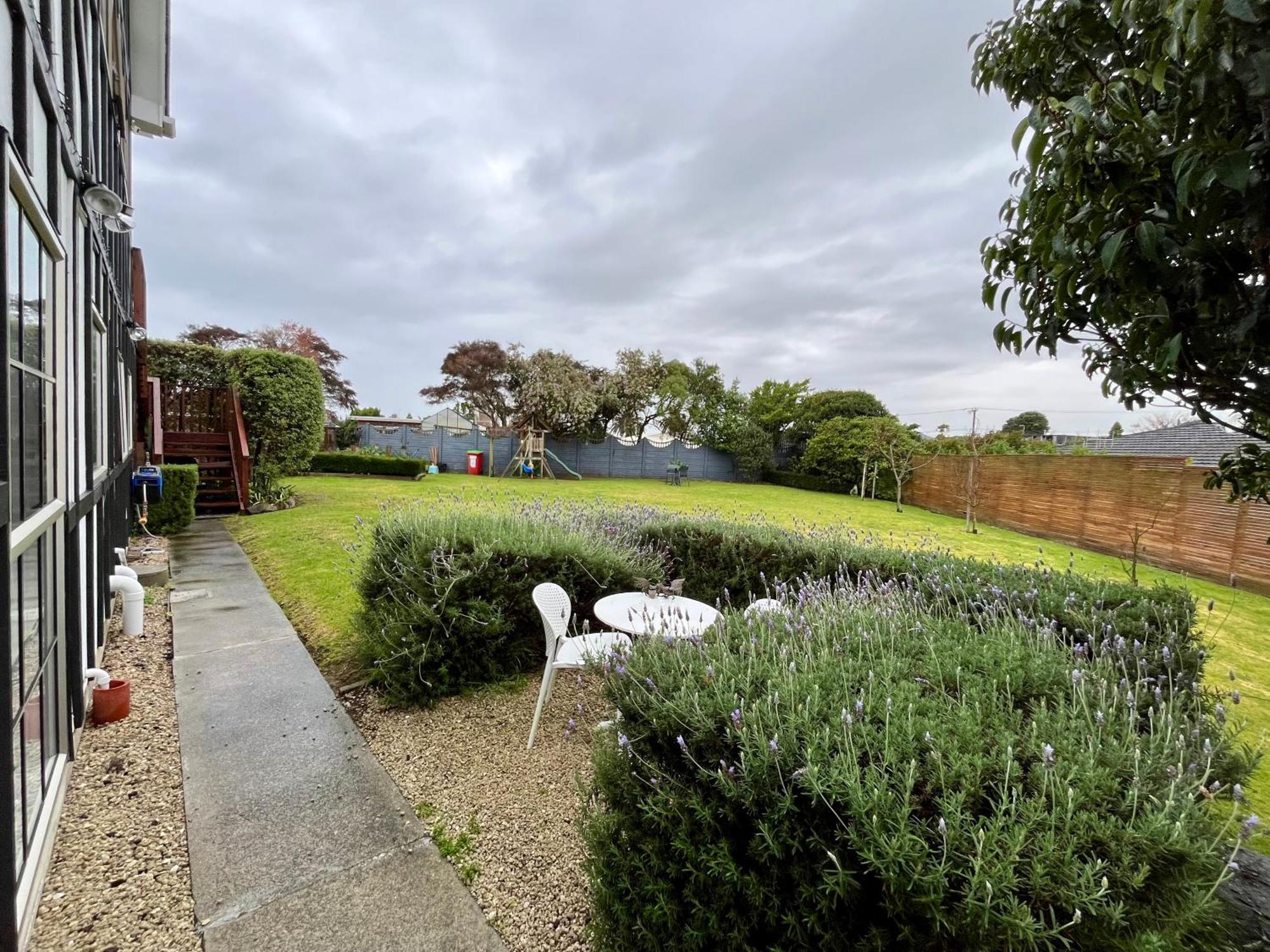 Tudor Manor Bed & Breakfast Paraparaumu Kültér fotó