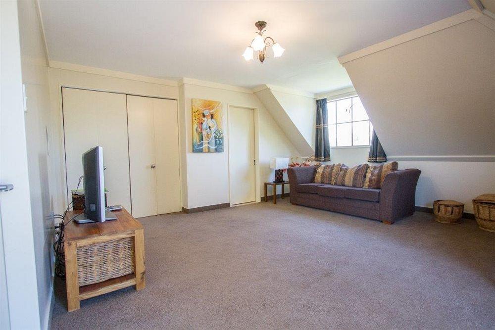 Tudor Manor Bed & Breakfast Paraparaumu Kültér fotó