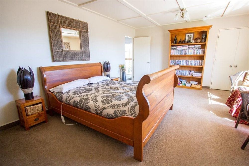 Tudor Manor Bed & Breakfast Paraparaumu Kültér fotó